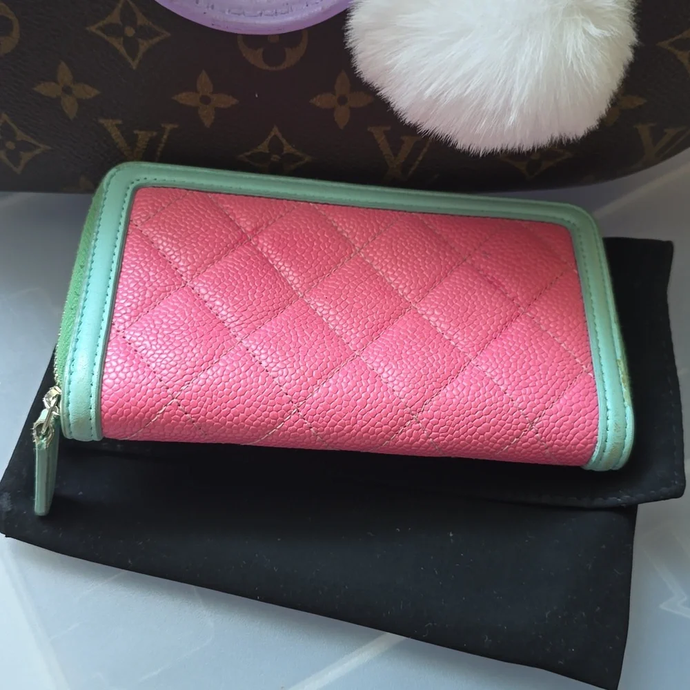 CHANEL reposhing this